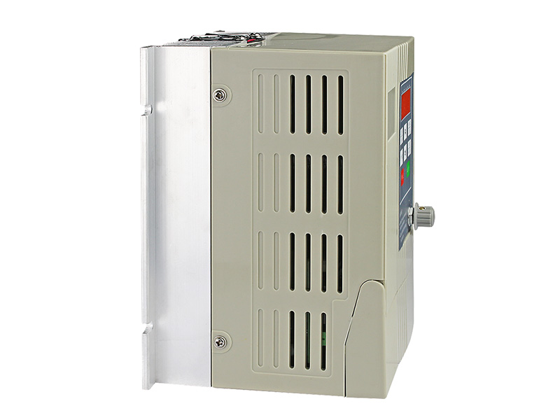 4000H通用變頻器，變頻器三相380V，變頻器廠家，電機變頻器